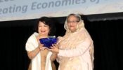 অষ্ট্রেলিয়ার সিডনিতে আজীবন গ্লোবাল উইমেনস লিডারশীপ অ্যাওয়ার্ড গ্রহন করলেন প্রধান মন্ত্রী শেখ হাসিনার চার প্রস্তাব নারীর ক্ষমতায়নে