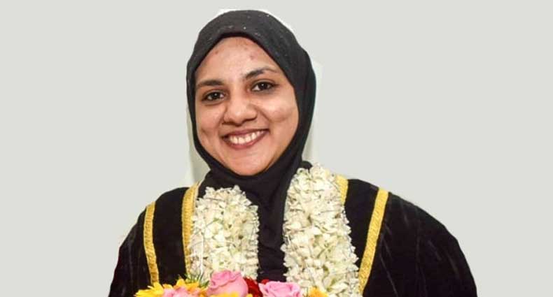 ভারতে এই প্রথম বিজেপি প্রার্থীকে হারিয়ে মেয়র হলেন মুসলিম নারী