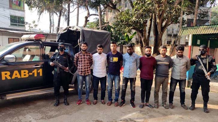 কুমিল্লায় ইউপি নির্বাচনে ‘সহিংসতার জন্য’ অস্ত্র-বোমা মজুদ, গ্রেফতার ৭