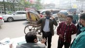 করোনা: মাস্ক না পরায় গুনতে হচ্ছে জরিমানা
