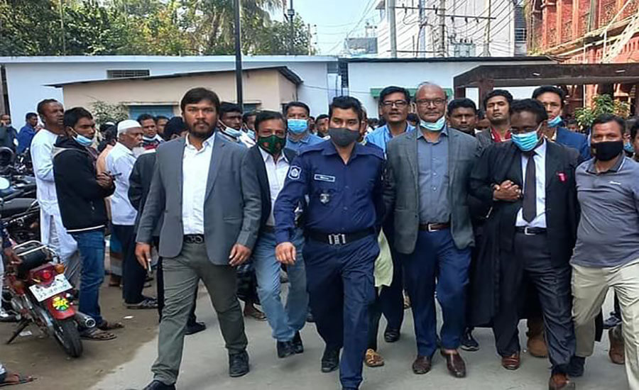 ধুরয়াইল কাজিরপাড় মন্দিরে হামলাসহ দুই মামলায় গৌরনদীর বিএনপি নেতা কারাগারে