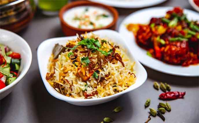 রাতের খাবার কখন খাবেন?