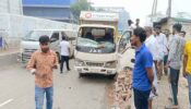 ঈদ বোনাসের দাবিতে শ্রমিকদের বিক্ষোভ, কারখানা-গাড়ি ভাঙচুর